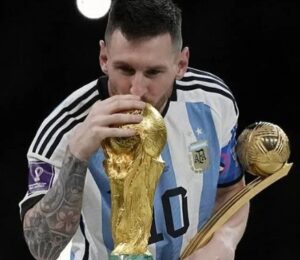 詹姆斯半场,独得,篮板,乐竞体育平台,乐竞体育官方网站,乐竞体育登录入口,乐竞体育app下载