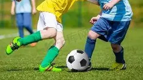 伊犁绿茵梦飞扬！2025年“足球情缘”新疆城市联赛圆满落幕